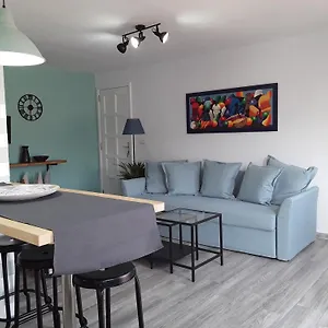 https://apartamentos-la-finca.in-canary-islands.com